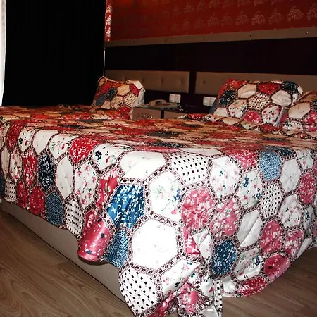Hotel Rozz 1