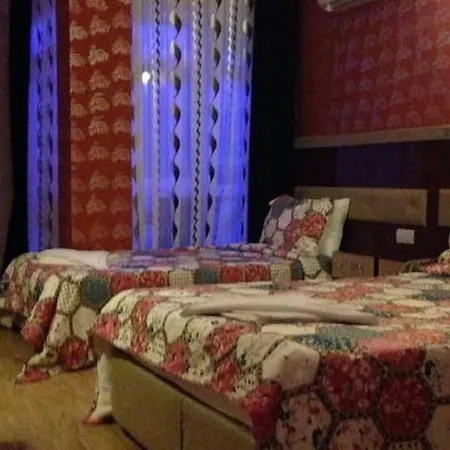 Rozz 1 فندق 2*