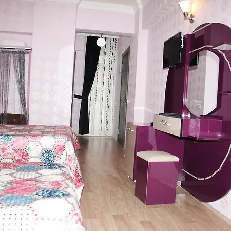 فندق Rozz 1 2*